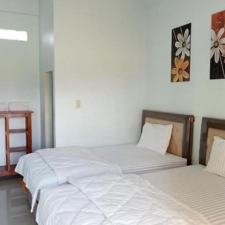 Hotel Anugrah Situngkir 3 Near Creative Hub Pangururan Samosir Redpartner Sinapuran Kültér fotó